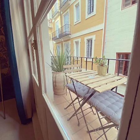 Mediterranean Flats Plaza Redonda Apartment *